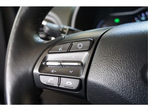 Hyundai Kona EV Style 64 kWh Navigatie, Camera, Stoel en Stuur verwarming. ActivLease financial lease