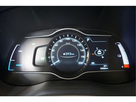 Hyundai Kona EV Style 64 kWh Navigatie, Camera, Stoel en Stuur verwarming. ActivLease financial lease