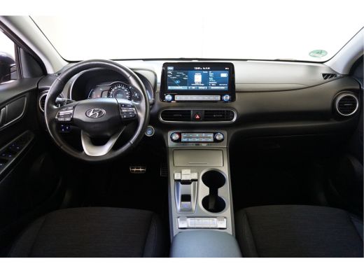 Hyundai Kona EV Style 64 kWh Navigatie, Camera, Stoel en Stuur verwarming. ActivLease financial lease