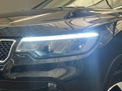 Jeep Compass 4xe 240 Plug-in Hybrid Electric Limited Camera | Digitaal Dashboard | 18" Lichtmetaal | Adaptieve... ActivLease financial lease