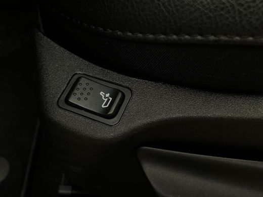 Jeep Compass 4xe 240 Plug-in Hybrid Electric Limited Camera | Digitaal Dashboard | 18" Lichtmetaal | Adaptieve... ActivLease financial lease