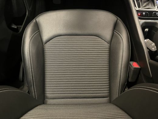 Jeep Compass 4xe 240 Plug-in Hybrid Electric Limited Camera | Digitaal Dashboard | 18" Lichtmetaal | Adaptieve... ActivLease financial lease