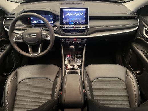 Jeep Compass 4xe 240 Plug-in Hybrid Electric Limited Camera | Digitaal Dashboard | 18" Lichtmetaal | Adaptieve... ActivLease financial lease