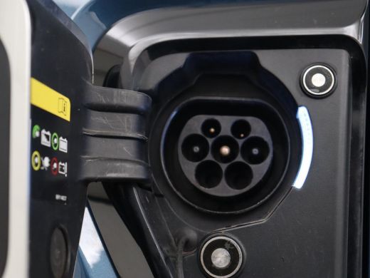 Lynk & Co 01 1.5 Plug In | Panoramadak | Trekhaak | Infinity by Harman | Camera | Adaptive cruise | Stoelverwa... ActivLease financial lease