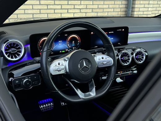 Mercedes-Benz CLA Shooting Brake 250 e Premium Plus AMG | LED Matrix | 19 inch | 360 Camera | Night | Sfeerverlichting ActivLease financial lease