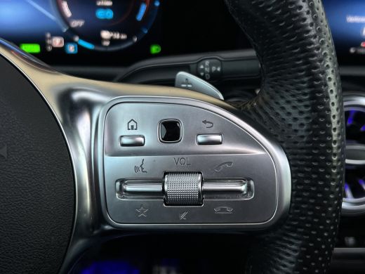 Mercedes-Benz CLA Shooting Brake 250 e Premium Plus AMG | LED Matrix | 19 inch | 360 Camera | Night | Sfeerverlichting ActivLease financial lease