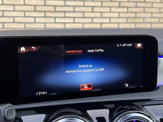 Mercedes-Benz CLA Shooting Brake 250 e Premium Plus AMG | LED Matrix | 19 inch | 360 Camera | Night | Sfeerverlichting ActivLease financial lease