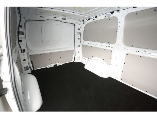 Mercedes-Benz Vito 114 CDI Lang | Aut. | Clima | Adap. Cruise | Camera | 3-Zits | Carplay | Trekh. | Navi ActivLease financial lease