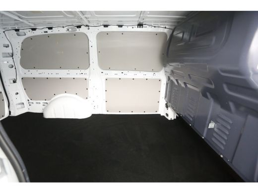 Mercedes-Benz Vito 114 CDI Lang | Aut. | Clima | Adap. Cruise | Camera | 3-Zits | Carplay | Trekh. | Navi ActivLease financial lease