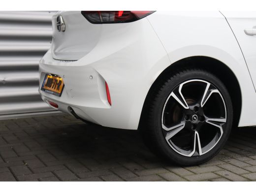 Opel Corsa 1.2 75PK 5-DRS ELEGANCE GS-LINE / NAVI / LEDER / CLIMA / LED / PDC / 17" LMV / UNIEK / CAMERA / P... ActivLease financial lease