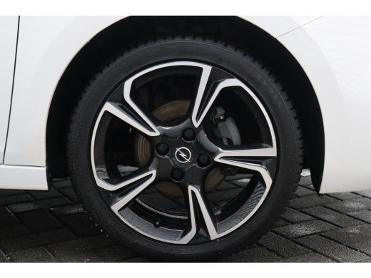 Opel Corsa 1.2 75PK 5-DRS ELEGANCE GS-LINE / NAVI / LEDER / CLIMA / LED / PDC / 17" LMV / UNIEK / CAMERA / P... ActivLease financial lease