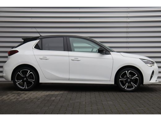 Opel Corsa 1.2 75PK 5-DRS ELEGANCE GS-LINE / NAVI / LEDER / CLIMA / LED / PDC / 17" LMV / UNIEK / CAMERA / P... ActivLease financial lease