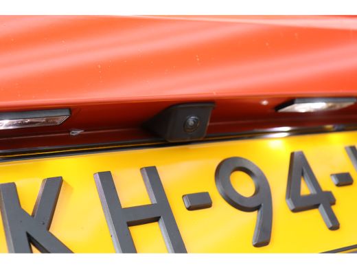 Opel Corsa 1.2 75PK 5-DRS ELEGANCE GS-LINE / NAVI / LEDER / CLIMA / LED / PDC / 17" LMV / UNIEK / CAMERA / P... ActivLease financial lease