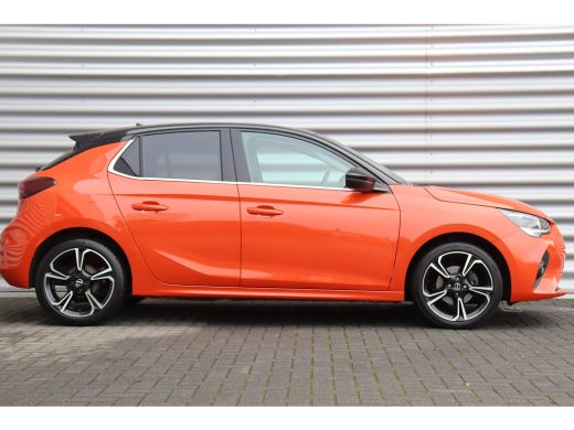 Opel Corsa 1.2 75PK 5-DRS ELEGANCE GS-LINE / NAVI / LEDER / CLIMA / LED / PDC / 17" LMV / UNIEK / CAMERA / P... ActivLease financial lease