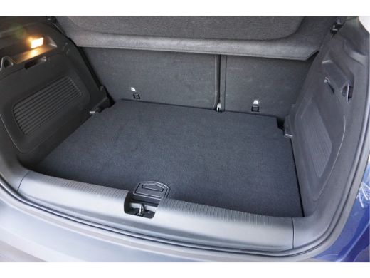 Opel Crossland 1.2 Turbo GS Navigatie Incl. afleverbeurt en 12 Bovag garantie ActivLease financial lease