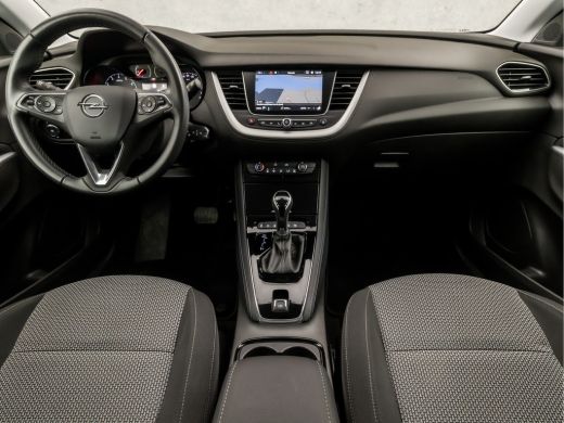 Opel Grandland X 1.2 Turbo Sport Automaat (APPLE CARPLAY, GROOT NAVI, PARKEERSENSOREN, SPORTSTOELEN, CRUISE, LANE ... ActivLease financial lease