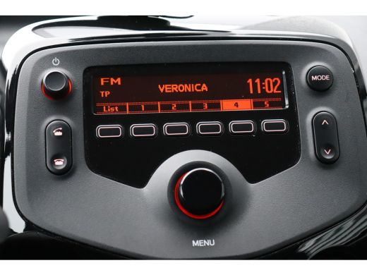 Peugeot 108 1.0 E-VTI 72PK 5-DRS STYLE / AIRCO / LED / BLUETOOTH / PACK PREMIUM / 1E EIGENAAR  !! ActivLease financial lease