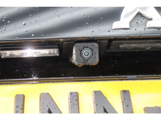 Peugeot 2008 1.2 PURETECH 130PK ALLURE PACK AUTOMAAT / NAVI / LEDER / CLIMA / LED / PDC / 17" LMV / CAMERA / C... ActivLease financial lease