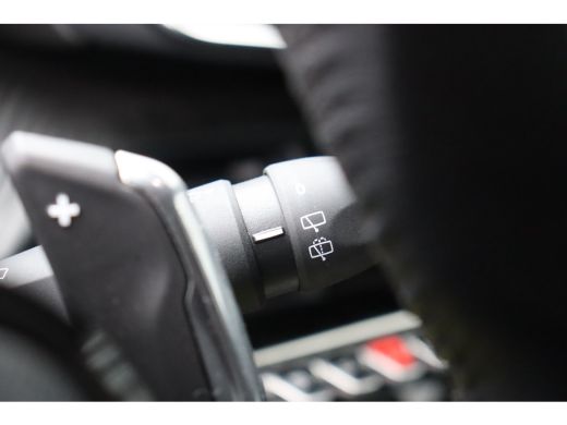 Peugeot 2008 1.2 PURETECH 130PK ALLURE PACK AUTOMAAT / NAVI / LEDER / CLIMA / LED / PDC / 17" LMV / CAMERA / C... ActivLease financial lease