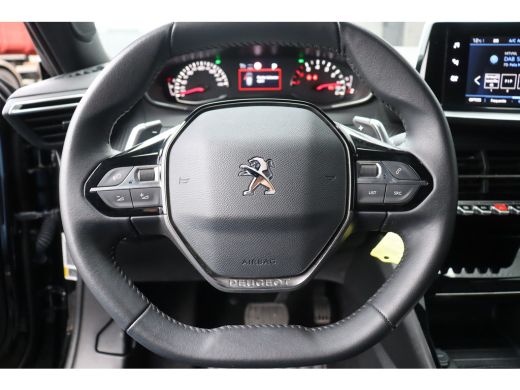 Peugeot 2008 1.2 PURETECH 130PK ALLURE PACK AUTOMAAT / NAVI / LEDER / CLIMA / LED / PDC / 17" LMV / CAMERA / C... ActivLease financial lease