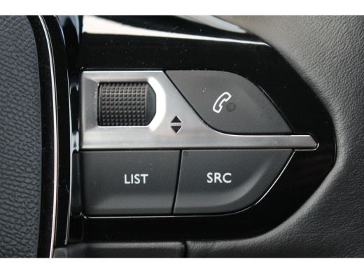 Peugeot 208 1.2 100 PK Allure | Camera | CarPlay | Climate & Cruise C. | Park Assist V&A | Navi | DAB | LED |... ActivLease financial lease