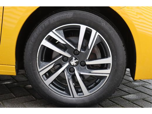 Peugeot 208 1.2 PURETECH 100PK ALLURE PACK / NAVI / LEDER / CLIMA / FULL-LED / PDC / CAMERA / 16" LMV / WINTE... ActivLease financial lease