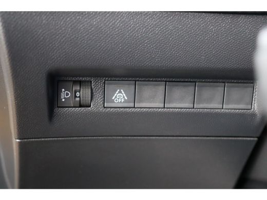 Peugeot 208 1.2 PURETECH 100PK ALLURE PACK / NAVI / LEDER / CLIMA / FULL-LED / PDC / CAMERA / 16" LMV / WINTE... ActivLease financial lease