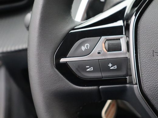 Peugeot 208 Hybrid 100 e-DCS6 Allure | Apple Carplay/Android Auto|telefoonintegratie premium | Armsteun voor ... ActivLease financial lease