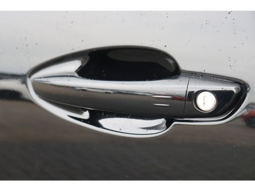 Peugeot 3008 1.2 PURETECH 130PK GT PACK AUTOMAAT / NAVI / LEDER / CLIMA / PDC / 19" LMV / CAMERA / BLACK PACK ... ActivLease financial lease