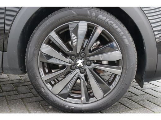 Peugeot 3008 1.2 PURETECH 130PK GT PACK AUTOMAAT / NAVI / LEDER / CLIMA / PDC / 19" LMV / CAMERA / BLACK PACK ... ActivLease financial lease