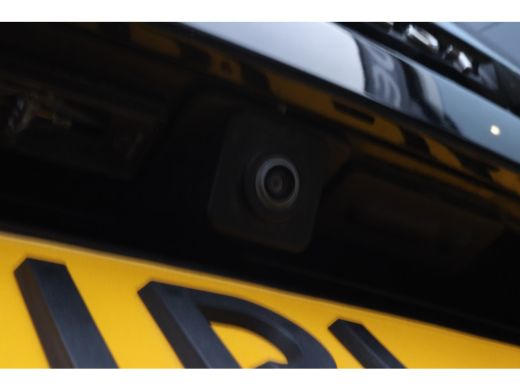 Peugeot 3008 1.6 HYbrid 225 GT | Adapt. Cruise | Schuifdak | Keyless | Navigatie | Carplay | LED | BLIS ActivLease financial lease