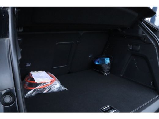 Peugeot 3008 1.6 HYbrid 225 GT | Adapt. Cruise | Schuifdak | Keyless | Navigatie | Carplay | LED | BLIS ActivLease financial lease