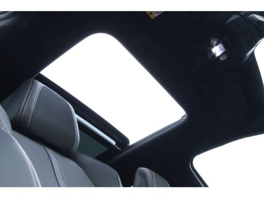 Peugeot 3008 1.6 HYbrid 225 GT | Adapt. Cruise | Schuifdak | Keyless | Navigatie | Carplay | LED | BLIS ActivLease financial lease