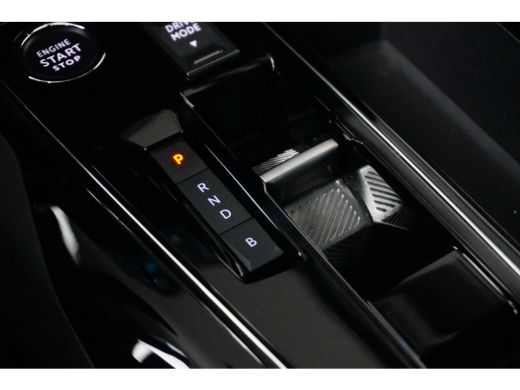 Peugeot 3008 1.6 HYbrid 225 GT Pack Business | LED Koplampen | Climate Controle | Panoramisch Schuifdak | Dode... ActivLease financial lease