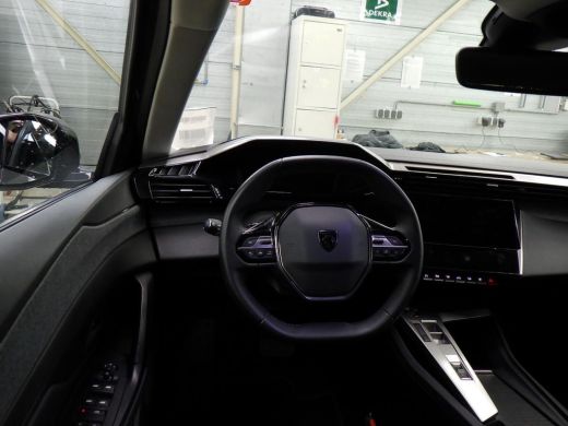 Peugeot 308 SW 1.2 PureTech Allure 130pk Automaat | Afn. Trekhaak | AllSeason | Navigatie | Climate Control |... ActivLease financial lease