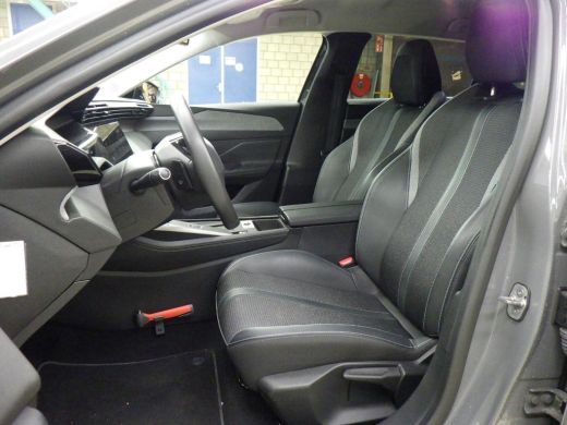 Peugeot 308 SW 1.2 PureTech Allure 130pk Automaat | Afn. Trekhaak | AllSeason | Navigatie | Climate Control |... ActivLease financial lease