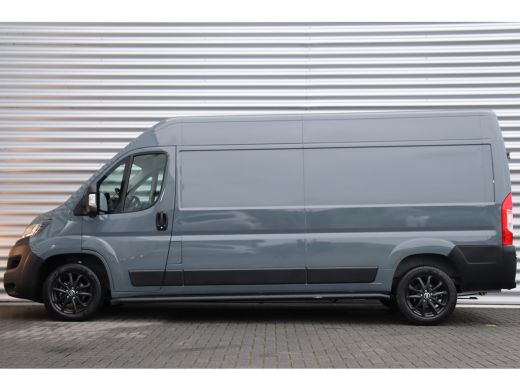 Peugeot Boxer 2.2 BlueHDI 140PK L3H2 / NAVI / CLIMA / LED / PDC / / 17" LMV / TREKHAAK / SIDEBARS / OPRIJPLAAT ... ActivLease financial lease