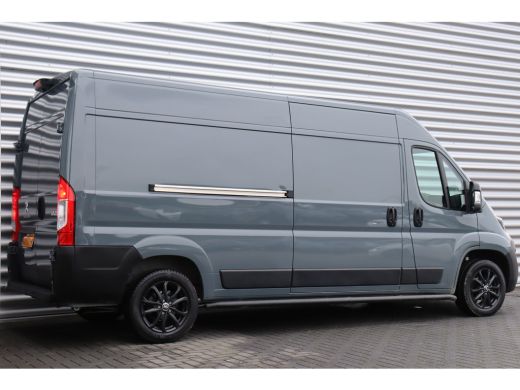 Peugeot Boxer 2.2 BlueHDI 140PK L3H2 / NAVI / CLIMA / LED / PDC / / 17" LMV / TREKHAAK / SIDEBARS / OPRIJPLAAT ... ActivLease financial lease