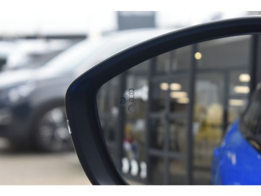 Peugeot e-2008 EV GT Pack 50 kWh 3 Fase | Schuif-/Kanteldak | Alcantara | Stoelverwarming | Adaptive Cruise | Do... ActivLease financial lease