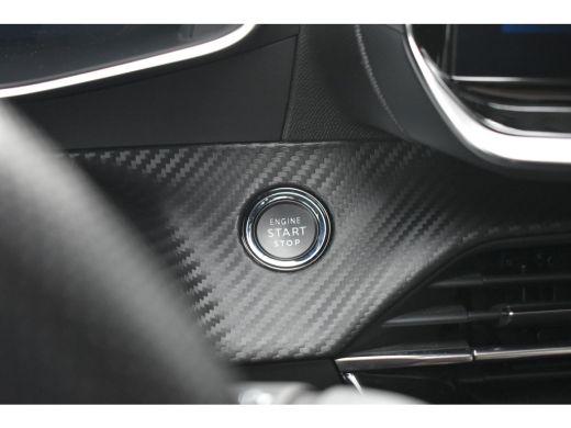 Peugeot e-2008 EV GT Pack 50 kWh 3 Fase | Schuif-/Kanteldak | Alcantara | Stoelverwarming | Adaptive Cruise | Do... ActivLease financial lease