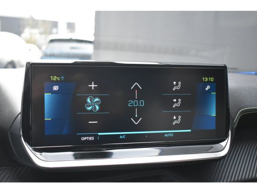 Peugeot e-2008 EV GT Pack 50 kWh 3 Fase | Schuif-/Kanteldak | Alcantara | Stoelverwarming | Adaptive Cruise | Do... ActivLease financial lease