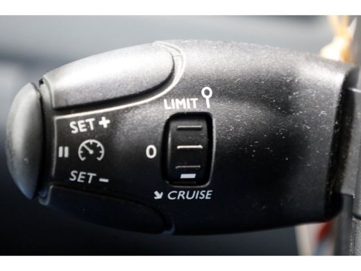 Peugeot Expert 2.0 BlueHDI 150pk Standard Premium Airco/Carplay/Camera 01-2022 ActivLease financial lease