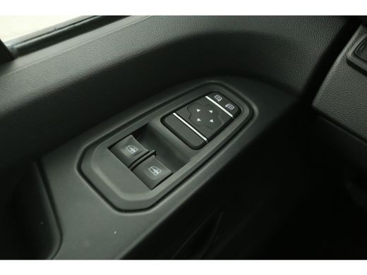 Renault Trafic 2.0 dCi T30 L2H1 | Airco | Cruise | Carplay | 3-Zits | Trekh. | Imperiaal | Parkeersens. ActivLease financial lease