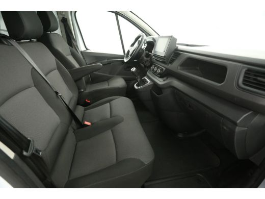 Renault Trafic 2.0 dCi T30 L2H1 | Airco | Cruise | Carplay | 3-Zits | Trekh. | Imperiaal | Parkeersens. ActivLease financial lease