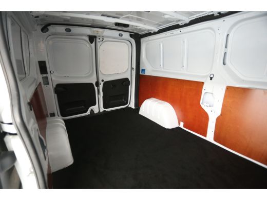 Renault Trafic 2.0 dCi T30 L2H1 | Airco | Cruise | Carplay | 3-Zits | Trekh. | Imperiaal | Parkeersens. ActivLease financial lease