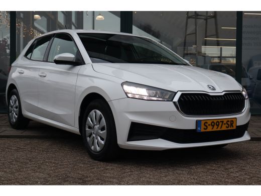 Skoda Fabia 1.0 TSI Ambition 95PK | Airco | Apple Carplay/Android Auto|telefoonintegratie premium | Cruise co... ActivLease financial lease