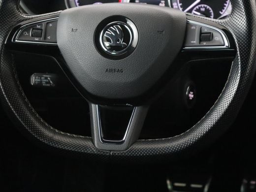 Skoda Superb 1.5 TSI Sportline | Panoramadak | Trekhaak | Stoelverwarming | Alcantara | Adaptive cruise | Came... ActivLease financial lease