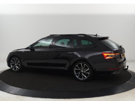 Skoda Superb 1.5 TSI Sportline | Panoramadak | Trekhaak | Stoelverwarming | Alcantara | Adaptive cruise | Came... ActivLease financial lease