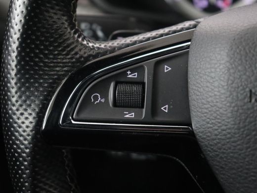 Skoda Superb 1.5 TSI Sportline | Panoramadak | Trekhaak | Stoelverwarming | Alcantara | Adaptive cruise | Came... ActivLease financial lease