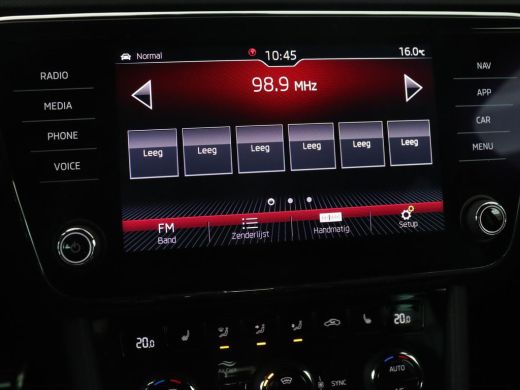 Skoda Superb 1.5 TSI Sportline | Panoramadak | Trekhaak | Stoelverwarming | Alcantara | Adaptive cruise | Came... ActivLease financial lease